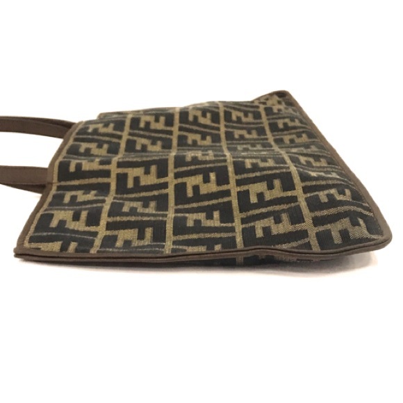 ❌SOLD❌FENDI ZUCCA TOTE BAG - Picture 4 of 7